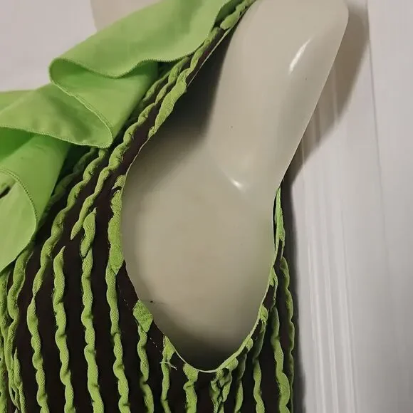 Green Ruffled Women's Top - Picture 6 of 16